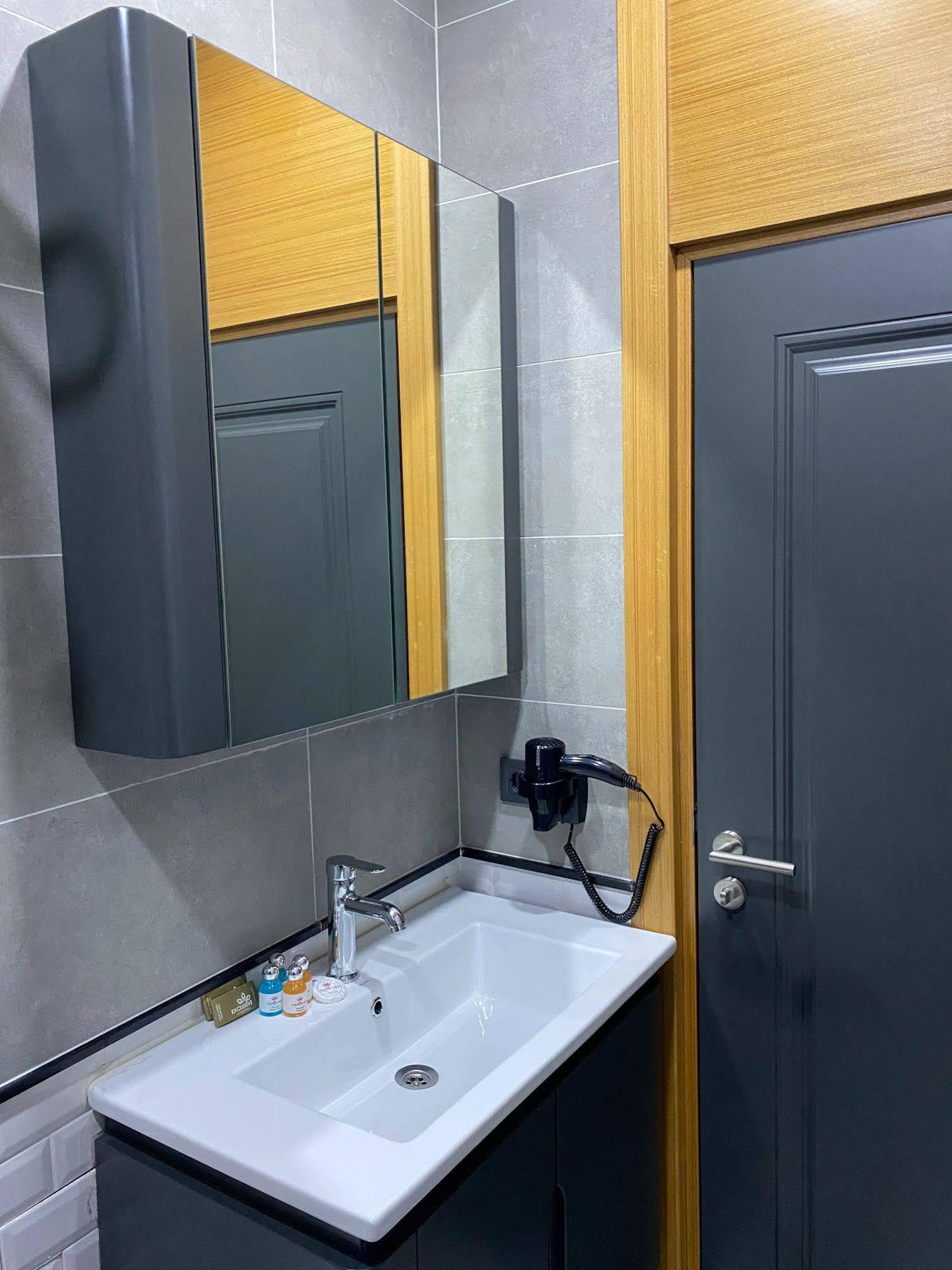 Confores Hotel Istanbul Eksteriør bilde