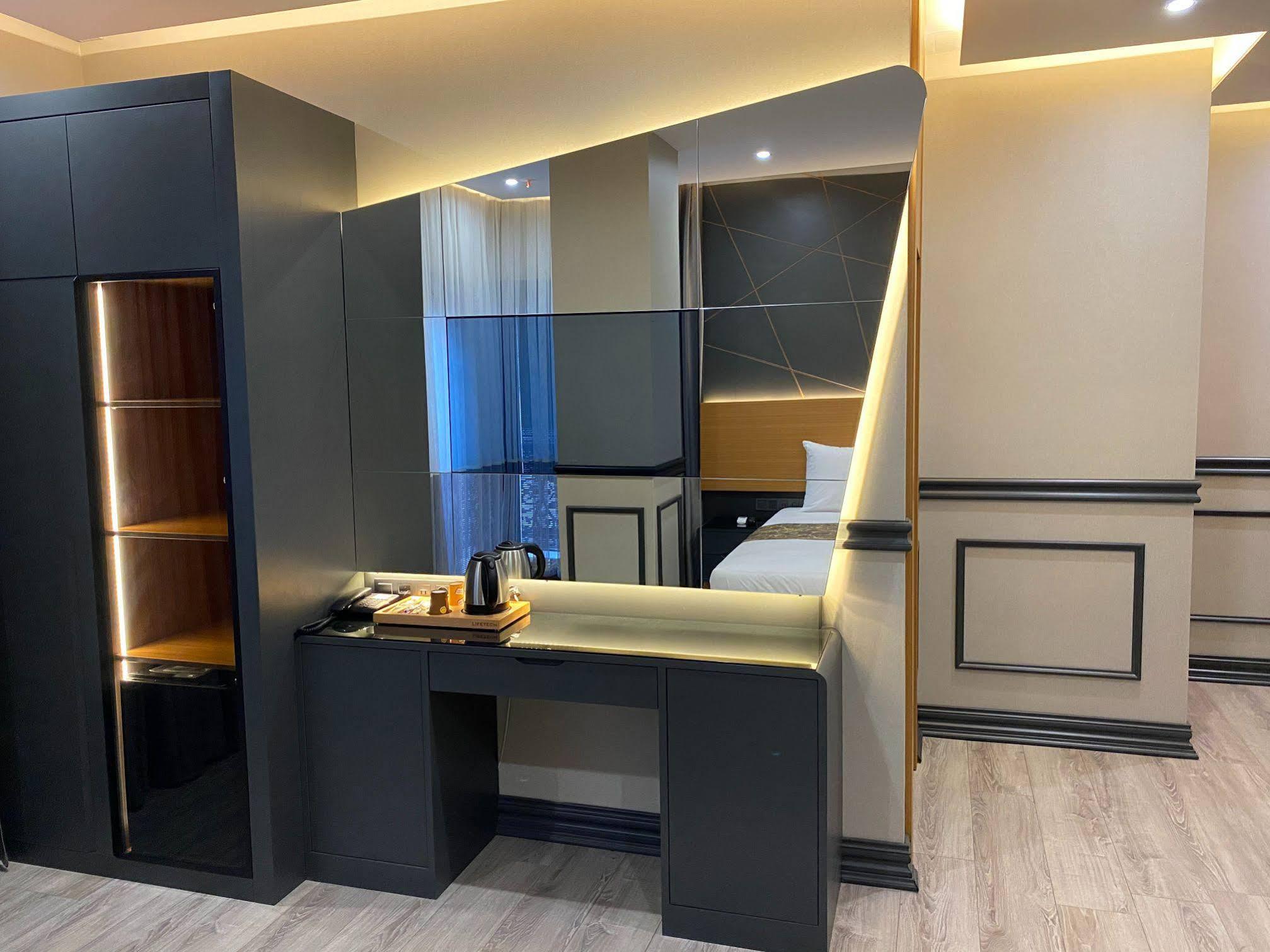 Confores Hotel Istanbul Eksteriør bilde