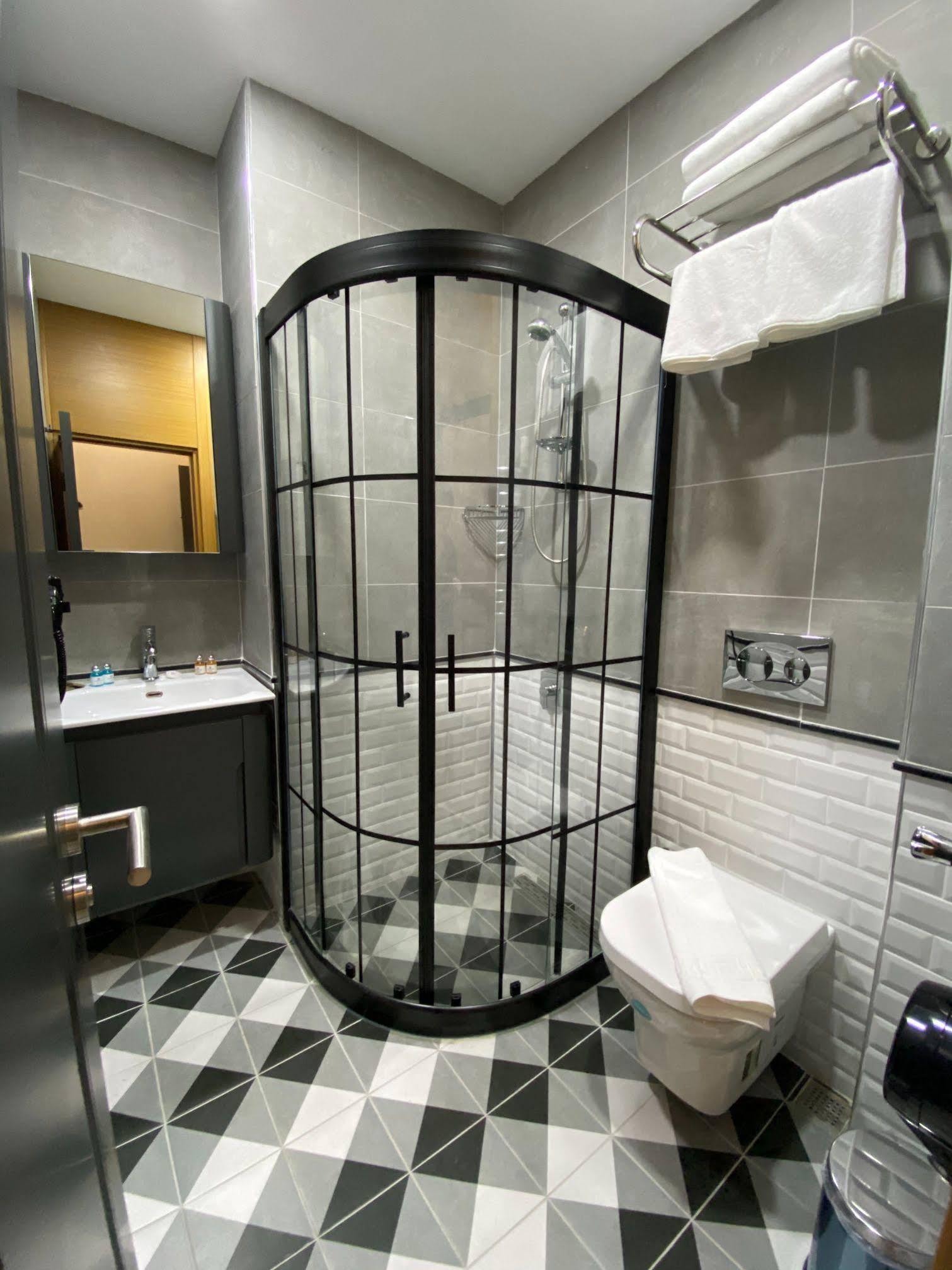Confores Hotel Istanbul Eksteriør bilde